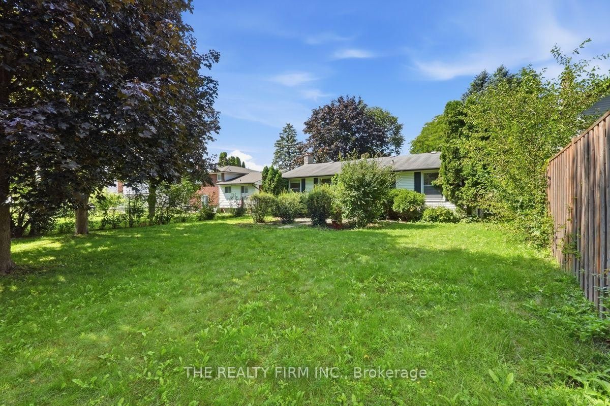 20 Lynngate Court • London South, ON photo 44