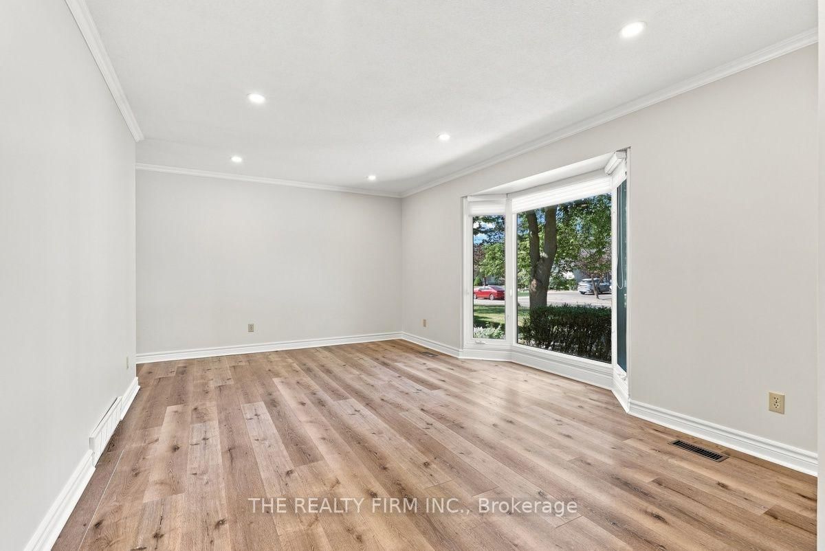 20 Lynngate Court • London South, ON photo 7