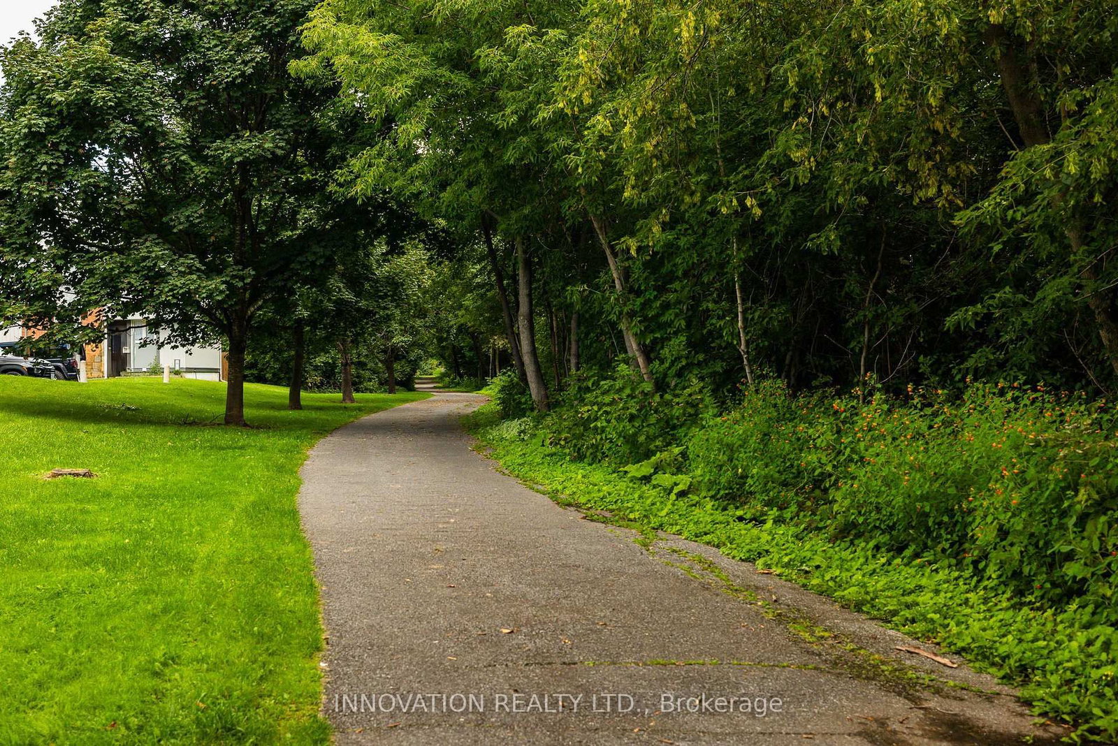 18 Benlea Drive • #C • Ottawa, ON photo 31