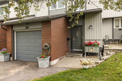 18 Benlea Drive • #C • Ottawa, ON photo 4