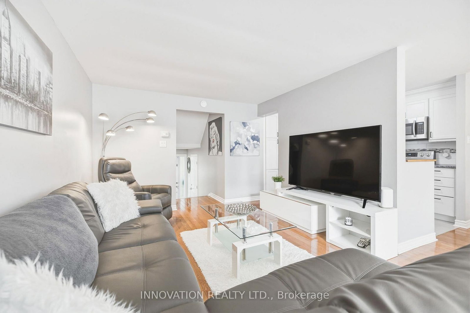 18 Benlea Drive • #C • Ottawa, ON photo 7