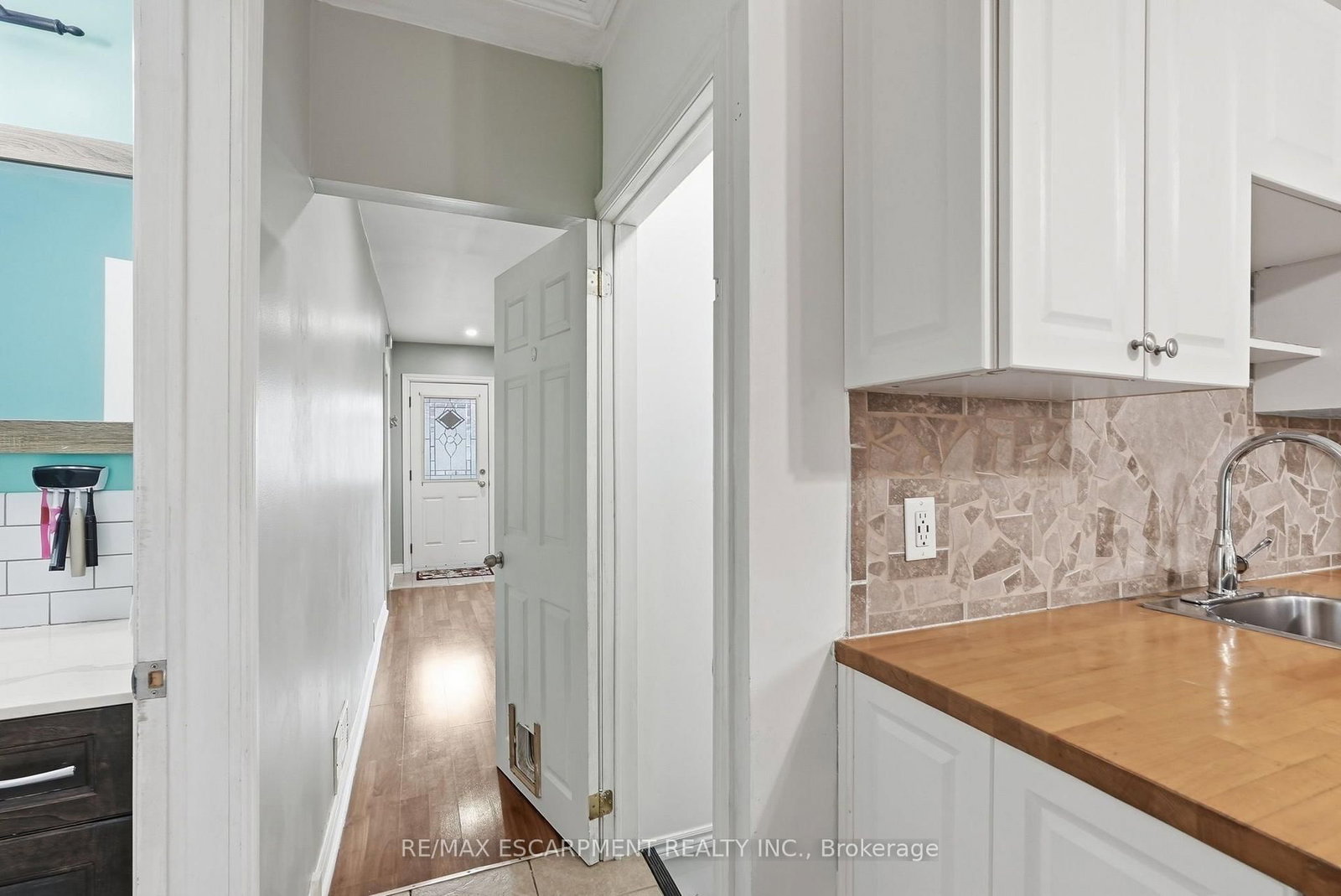 127 Park Row N • Hamilton, ON photo 16