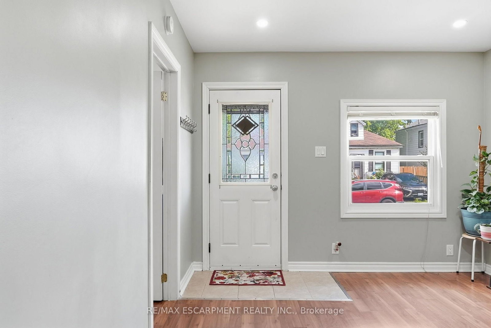 127 Park Row N • Hamilton, ON photo 3