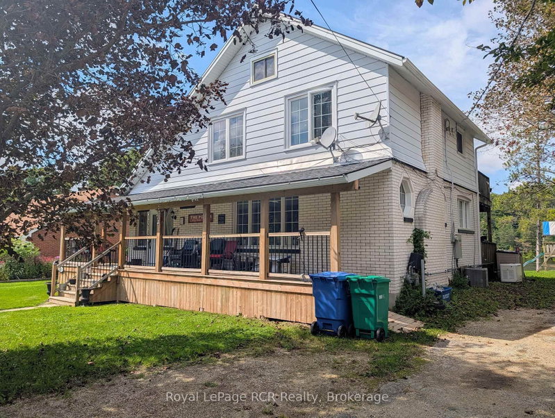 376 George Street E