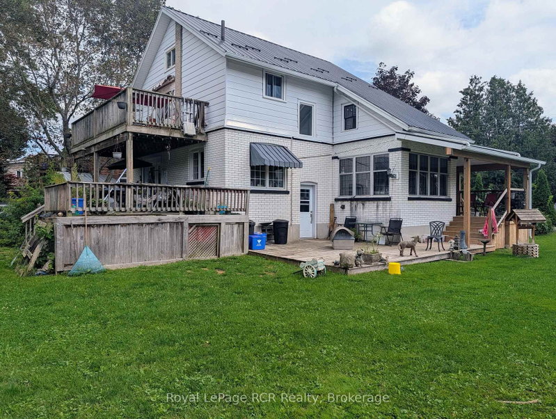 376 George Street E