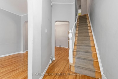 134 Concord Street S • Ottawa, ON photo 6
