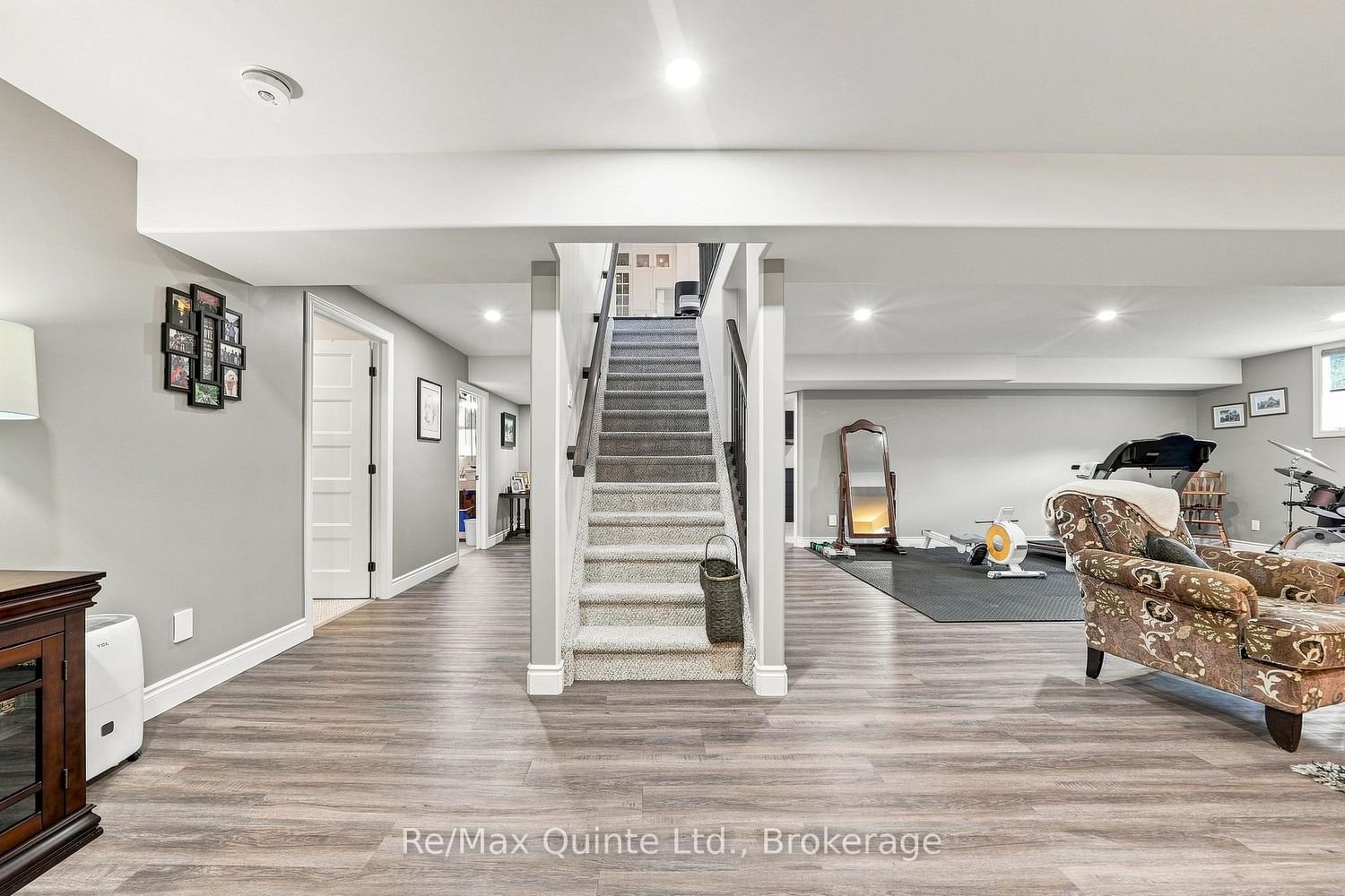 40 Farmington Crescent • Belleville, ON photo 31