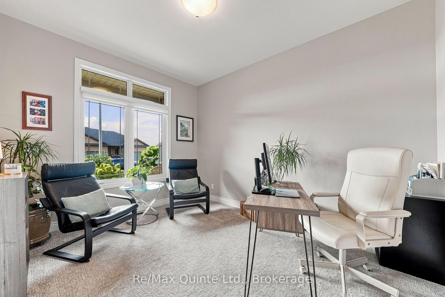 40 Farmington Crescent • Belleville, ON photo 6