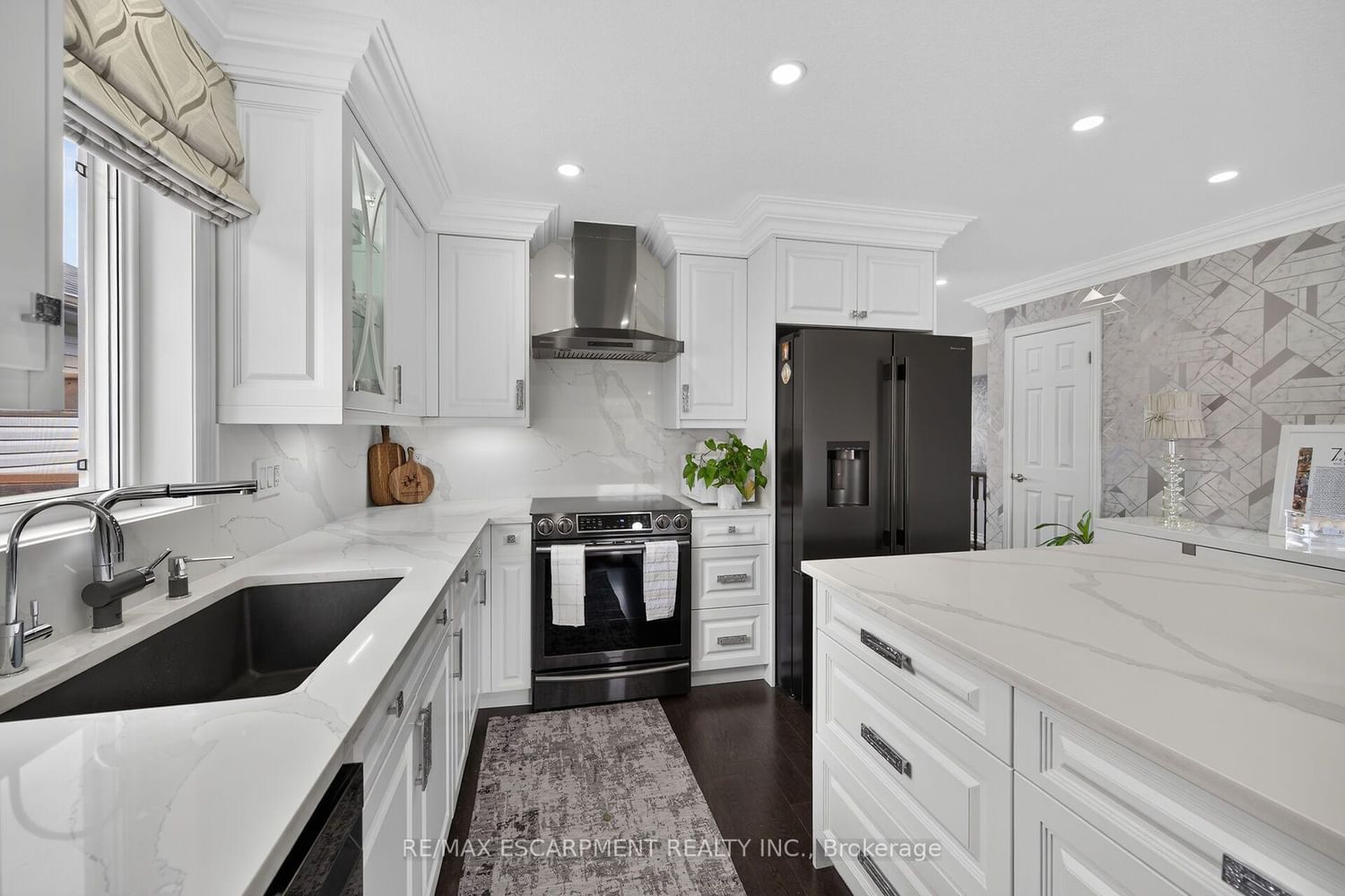 18 LINDA Crescent • Haldimand, ON photo 18