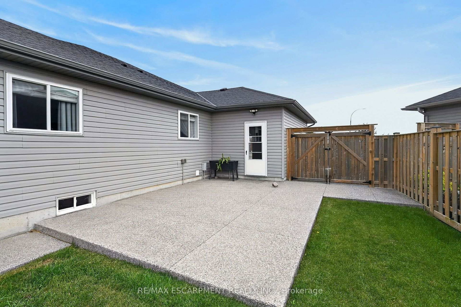 18 LINDA Crescent • Haldimand, ON photo 45