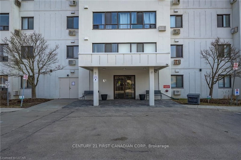 402 - 135 Baseline Road W