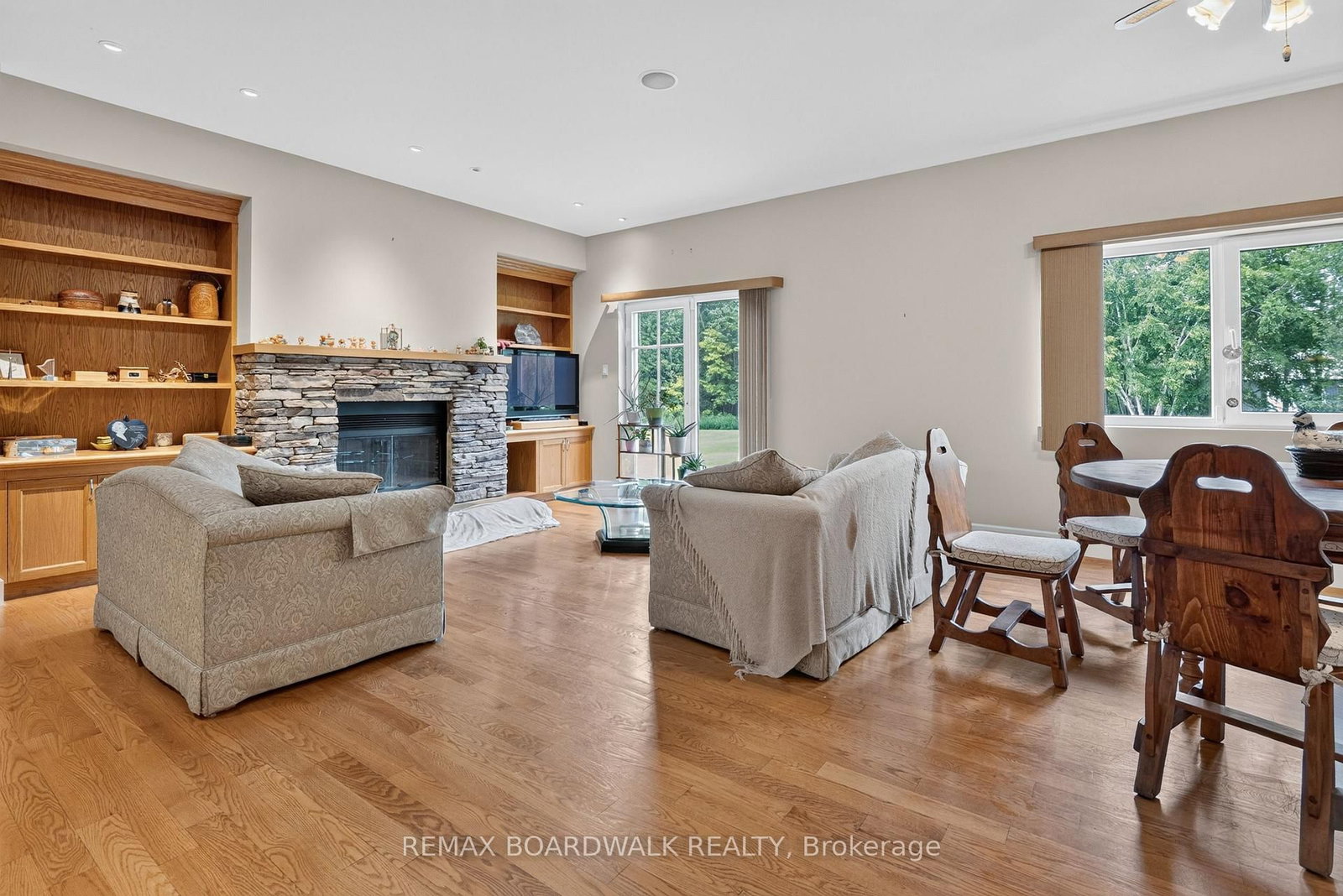 2437 Devine Road • Vars, ON photo 10