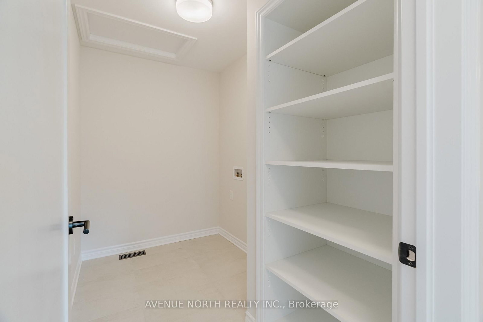 263 Ginebik Way • Ottawa, ON photo 45
