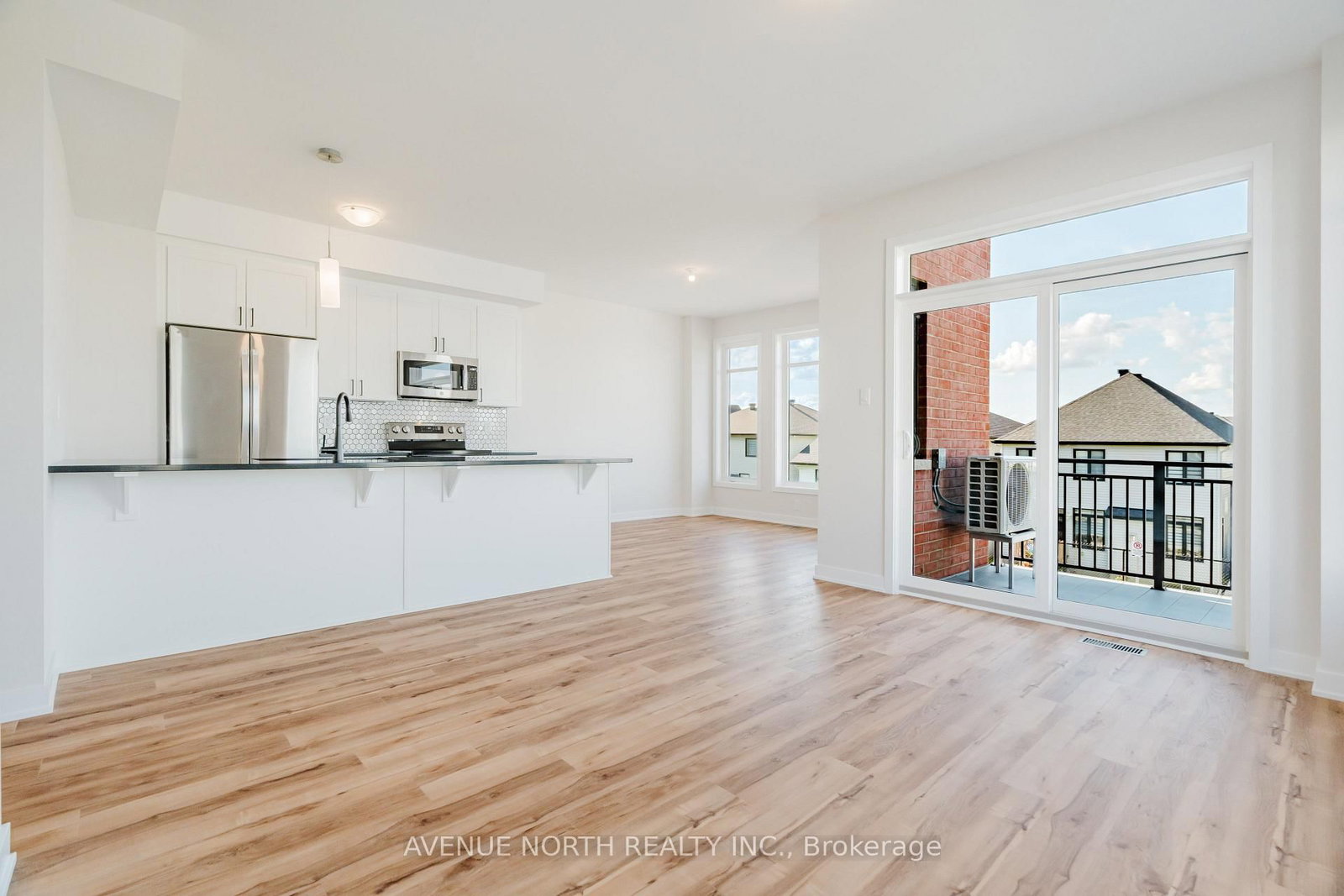 1220 Flycatcher Private • Ottawa, ON photo 18