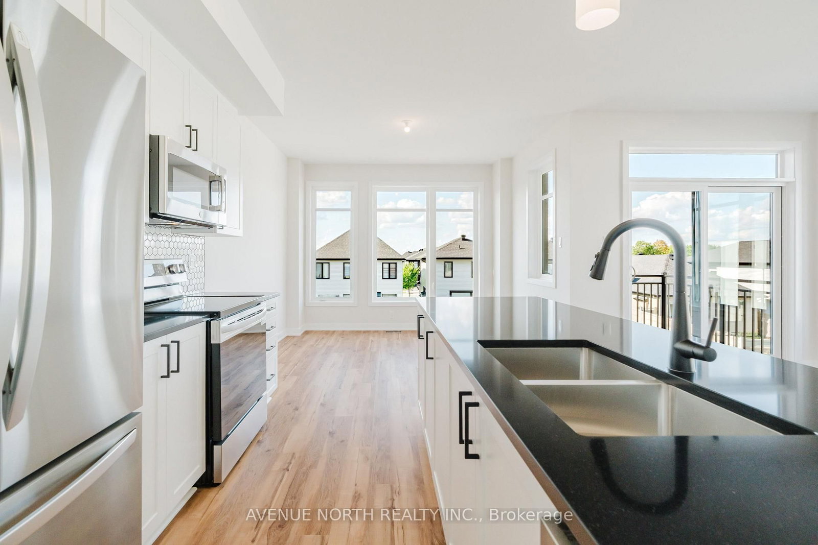 1220 Flycatcher Private • Ottawa, ON photo 31