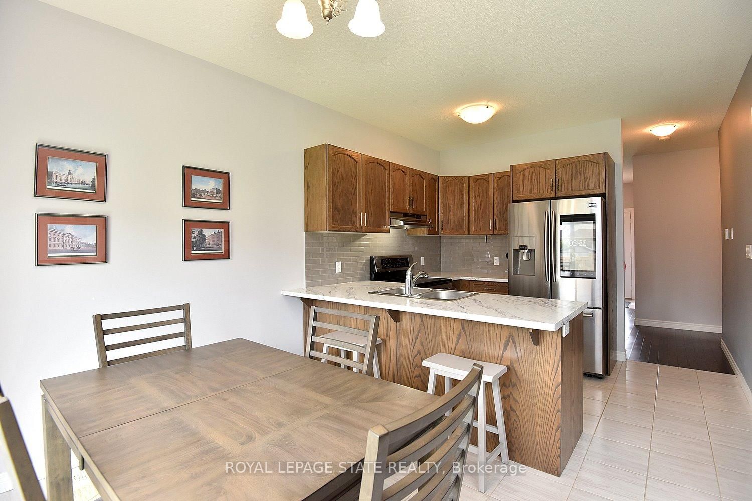 111 Festival Way • Hamilton, ON photo 18