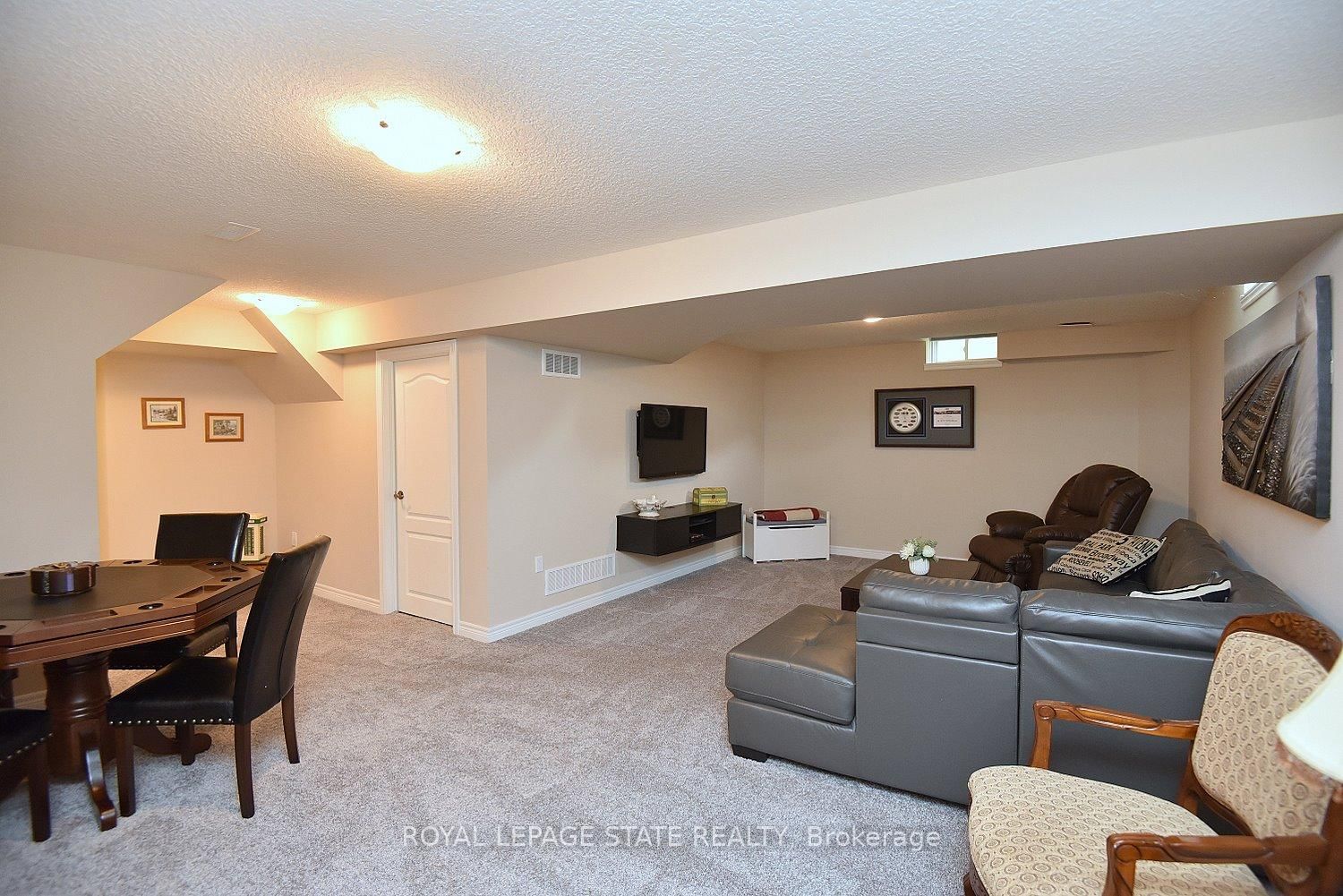 111 Festival Way • Hamilton, ON photo 30