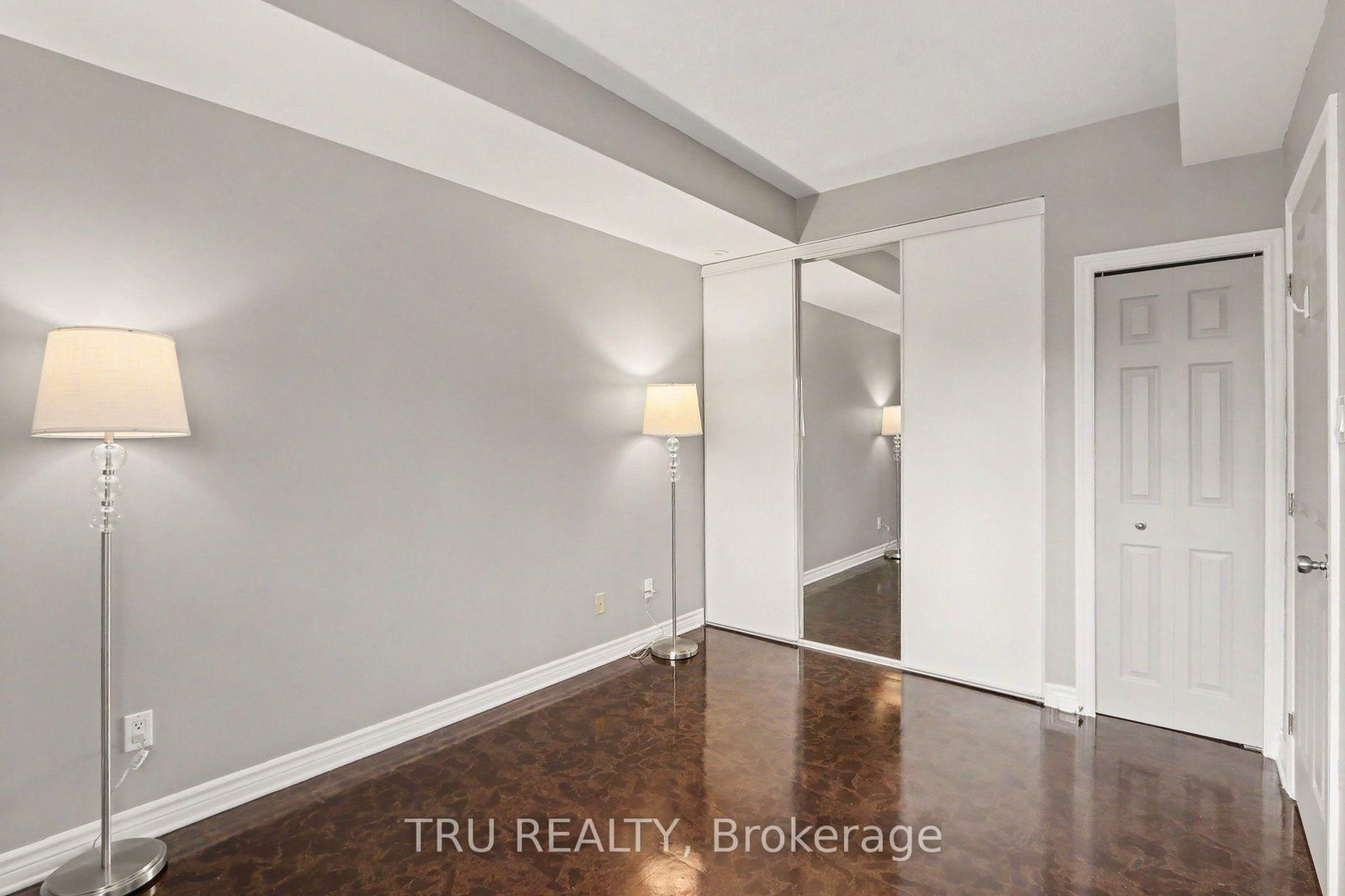 165 Waterbridge Drive • #7 • Ottawa, ON photo 14