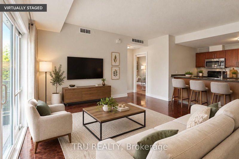 7 - 165 Waterbridge Drive