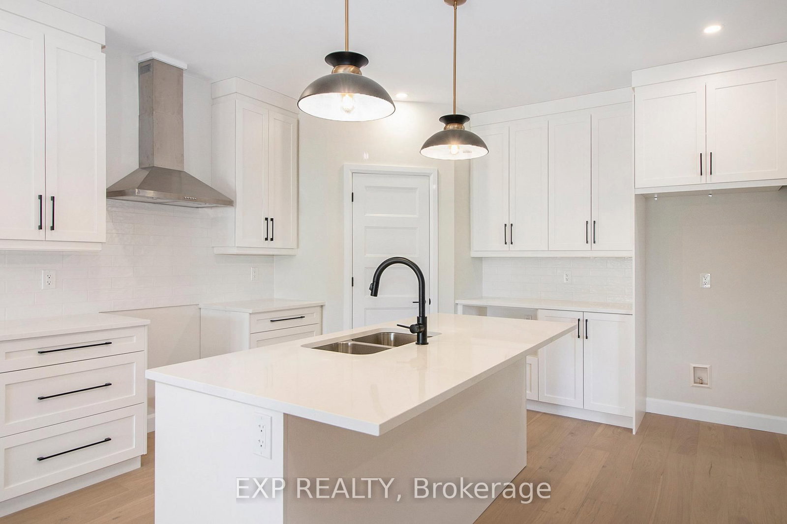 803 Lacroix Road • Clarence-Rockland, ON photo 12