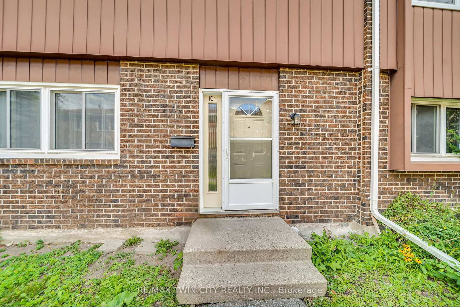 121 University Avenue E • #101 • Waterloo, ON photo 2