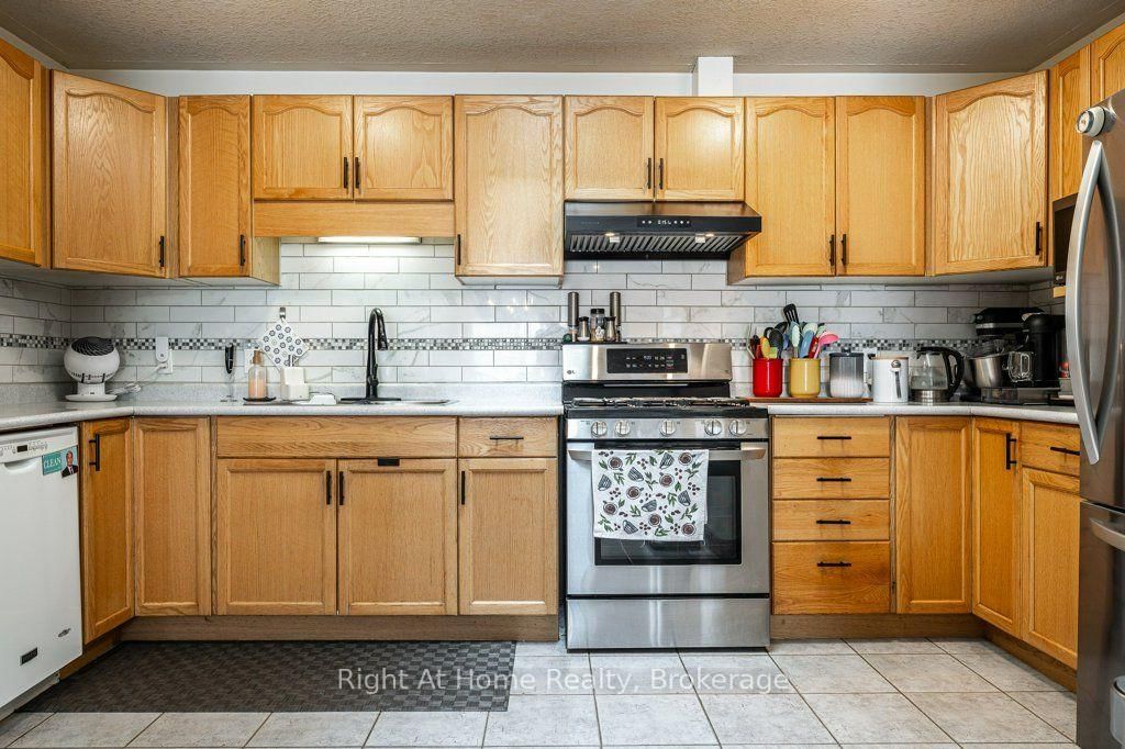 301 Norman Street • Stratford, ON photo 19