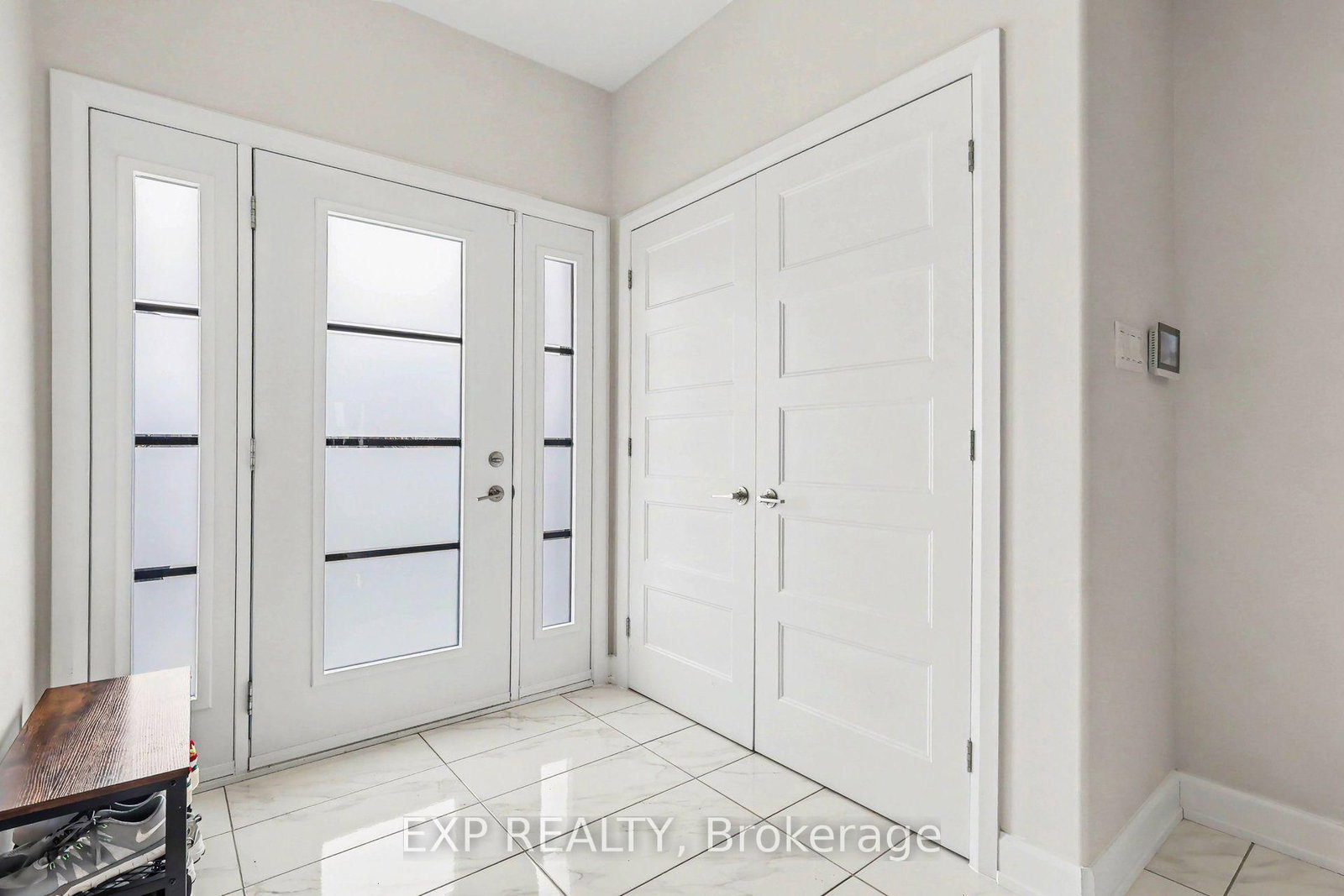 520 Lucent Street • Russell, ON photo 2