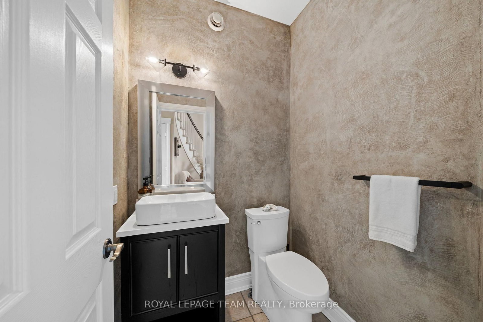 1518 Monaghan Lane • Ottawa, ON photo 26
