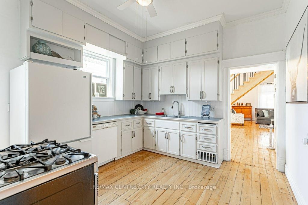 971 Elias Street • London East, ON photo 17