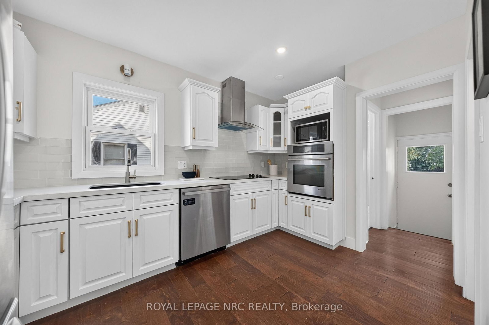 12 Admiral Road • St. Catharines, ON photo 18