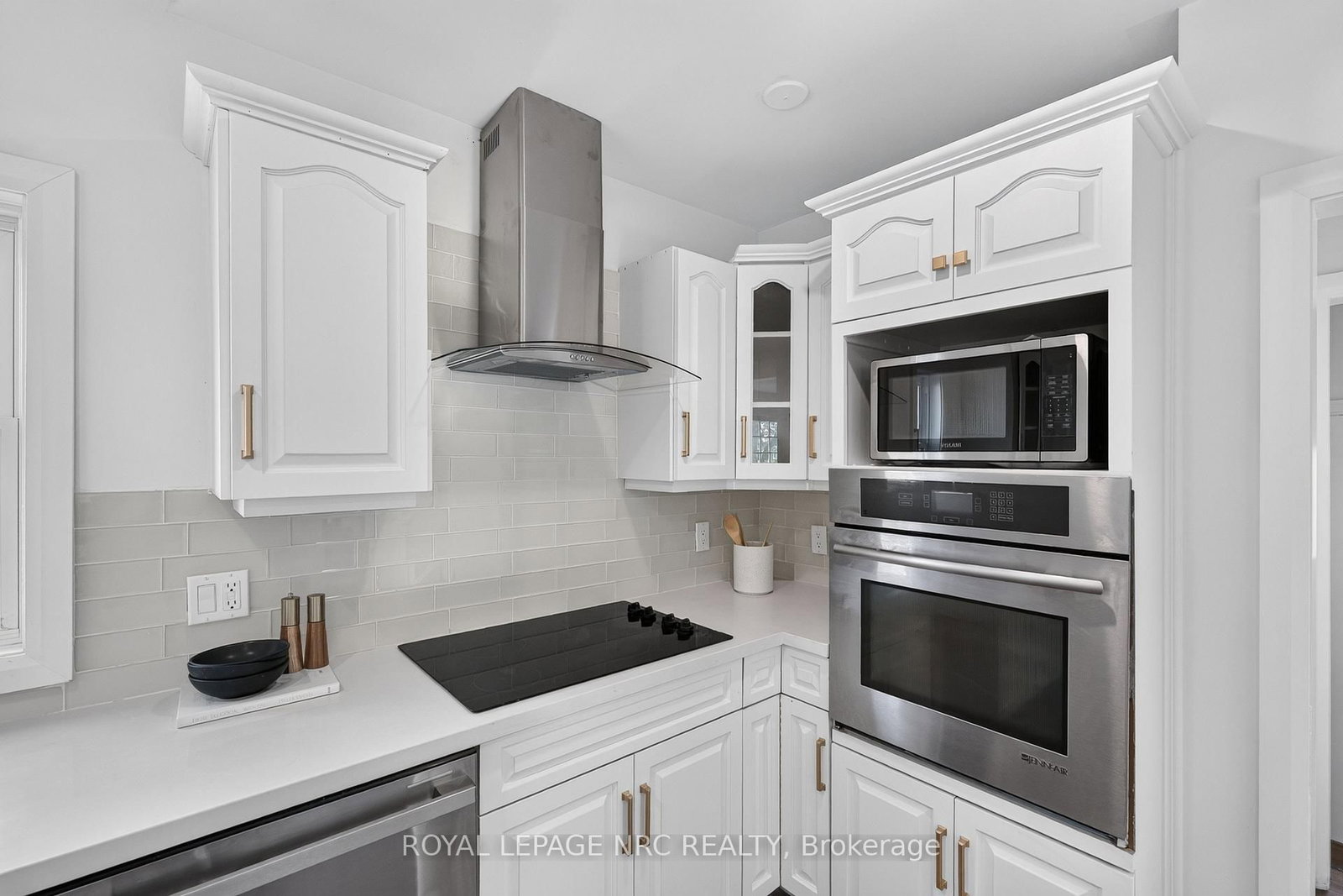 12 Admiral Road • St. Catharines, ON photo 22