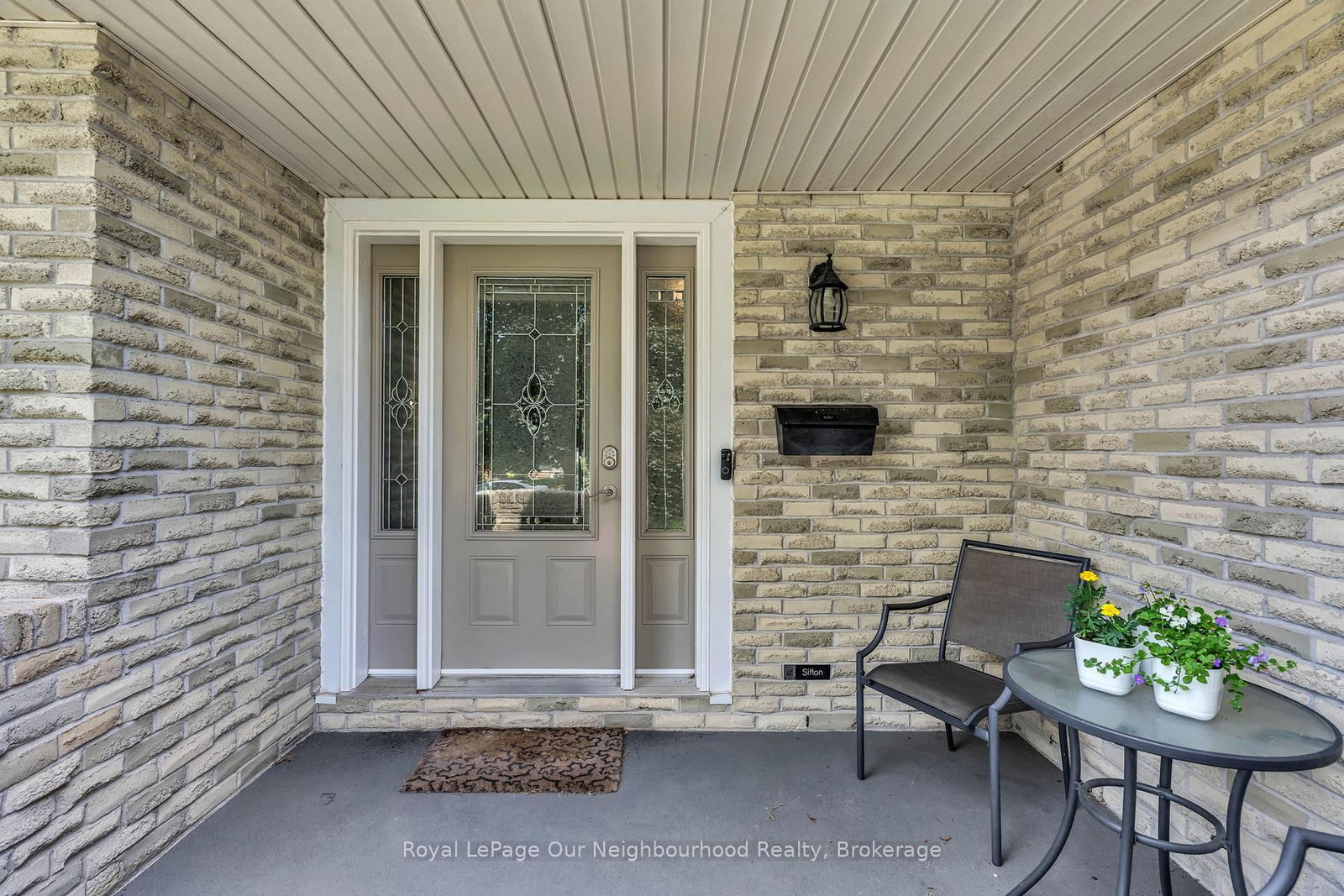 67 Bartlett Crescent • London South, ON photo 5