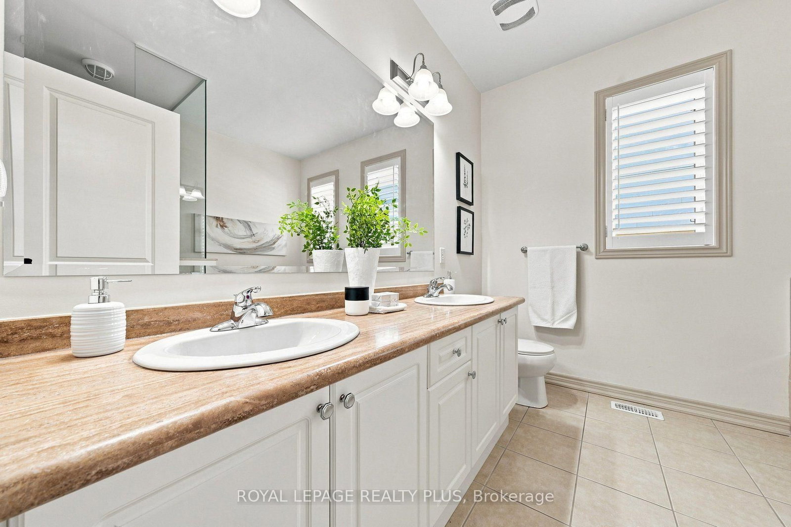 8971 Tristar Crescent • Niagara Falls, ON photo 21
