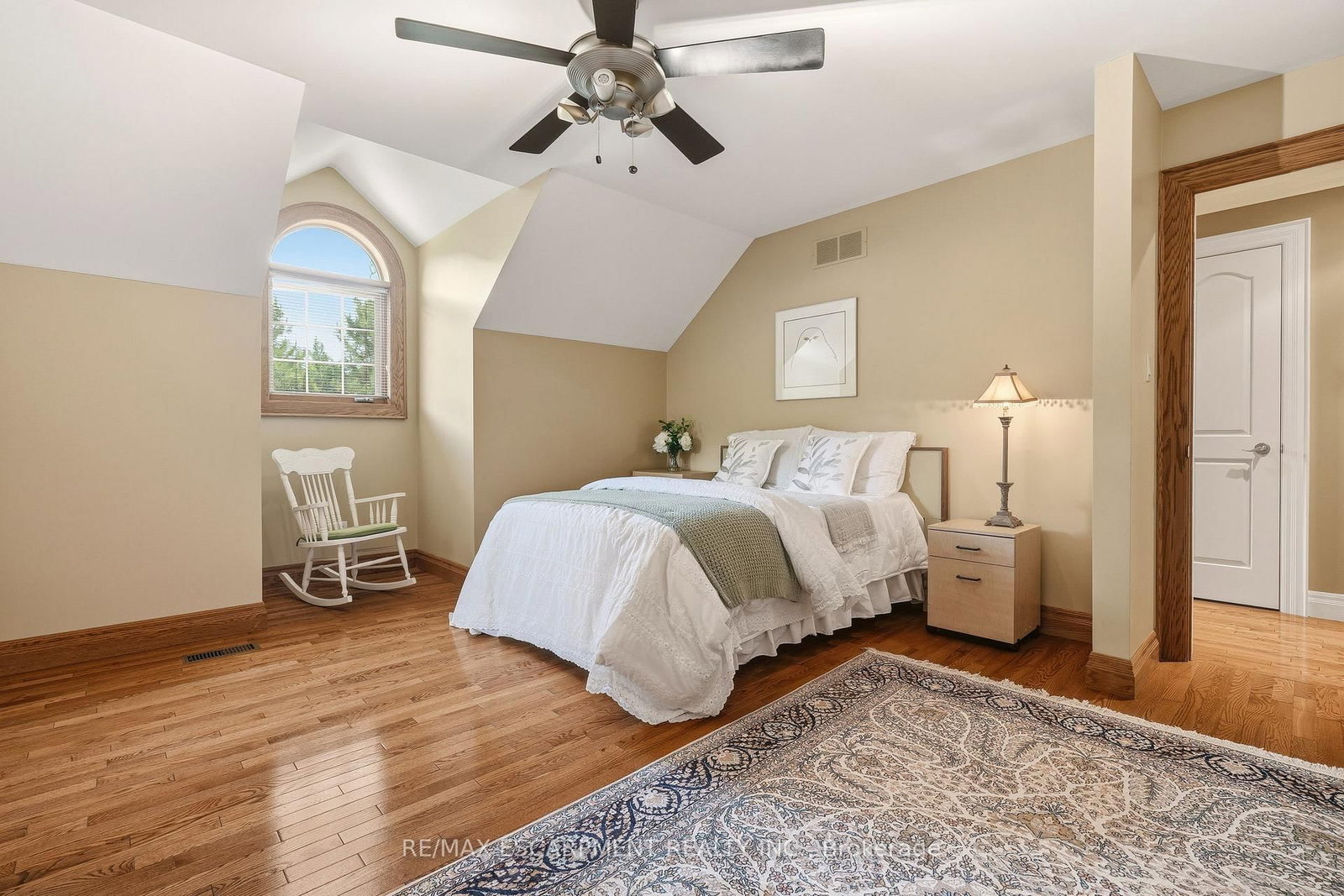 28 Millcreek Court • Hamilton, ON photo 26
