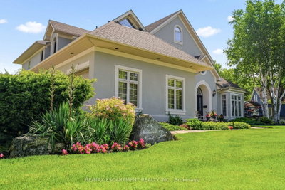 28 Millcreek Court • Hamilton, ON photo 3