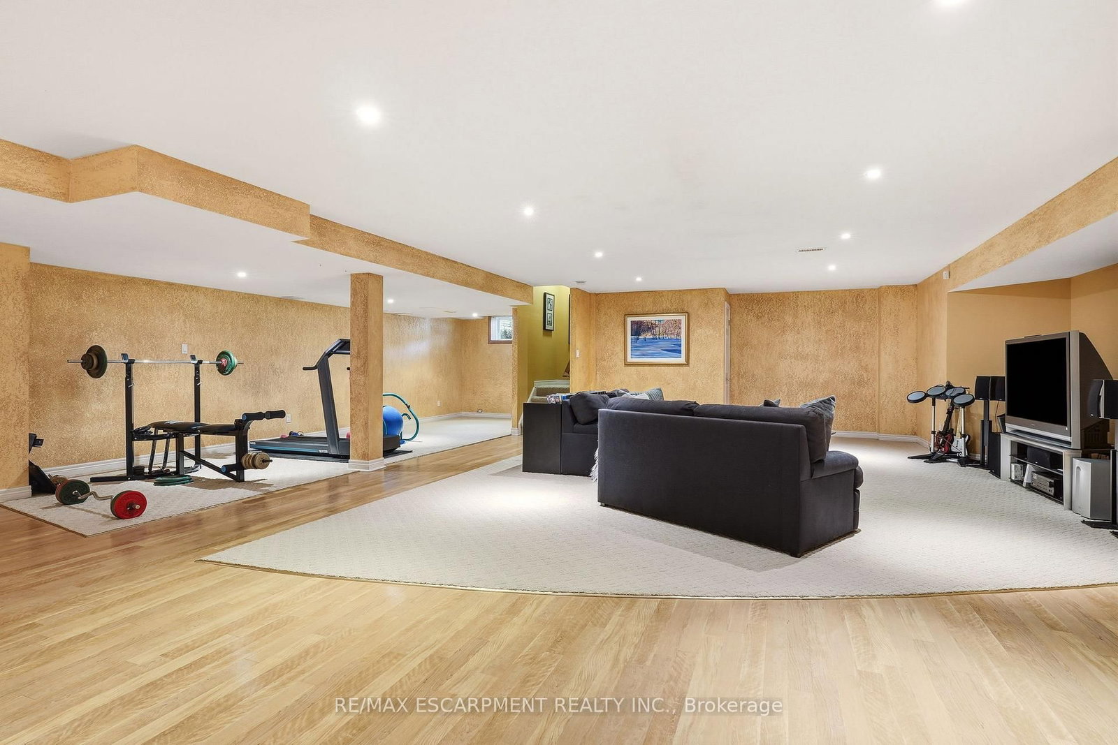 28 Millcreek Court • Hamilton, ON photo 36