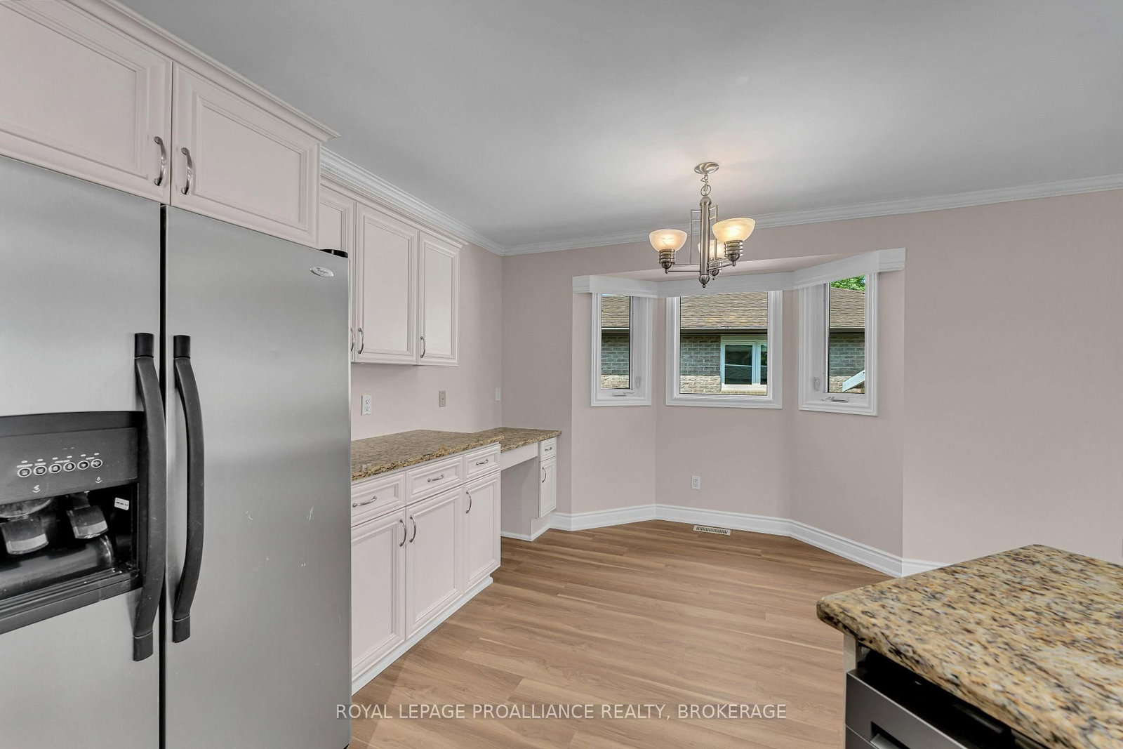 542 Davis Drive • Kingston, ON photo 17