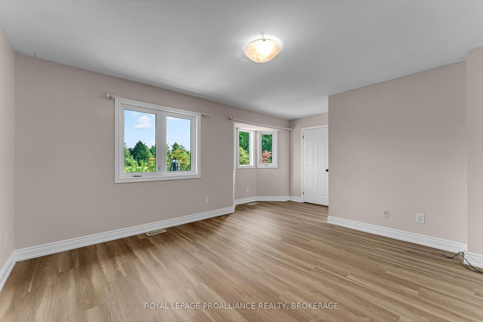 542 Davis Drive • Kingston, ON photo 29