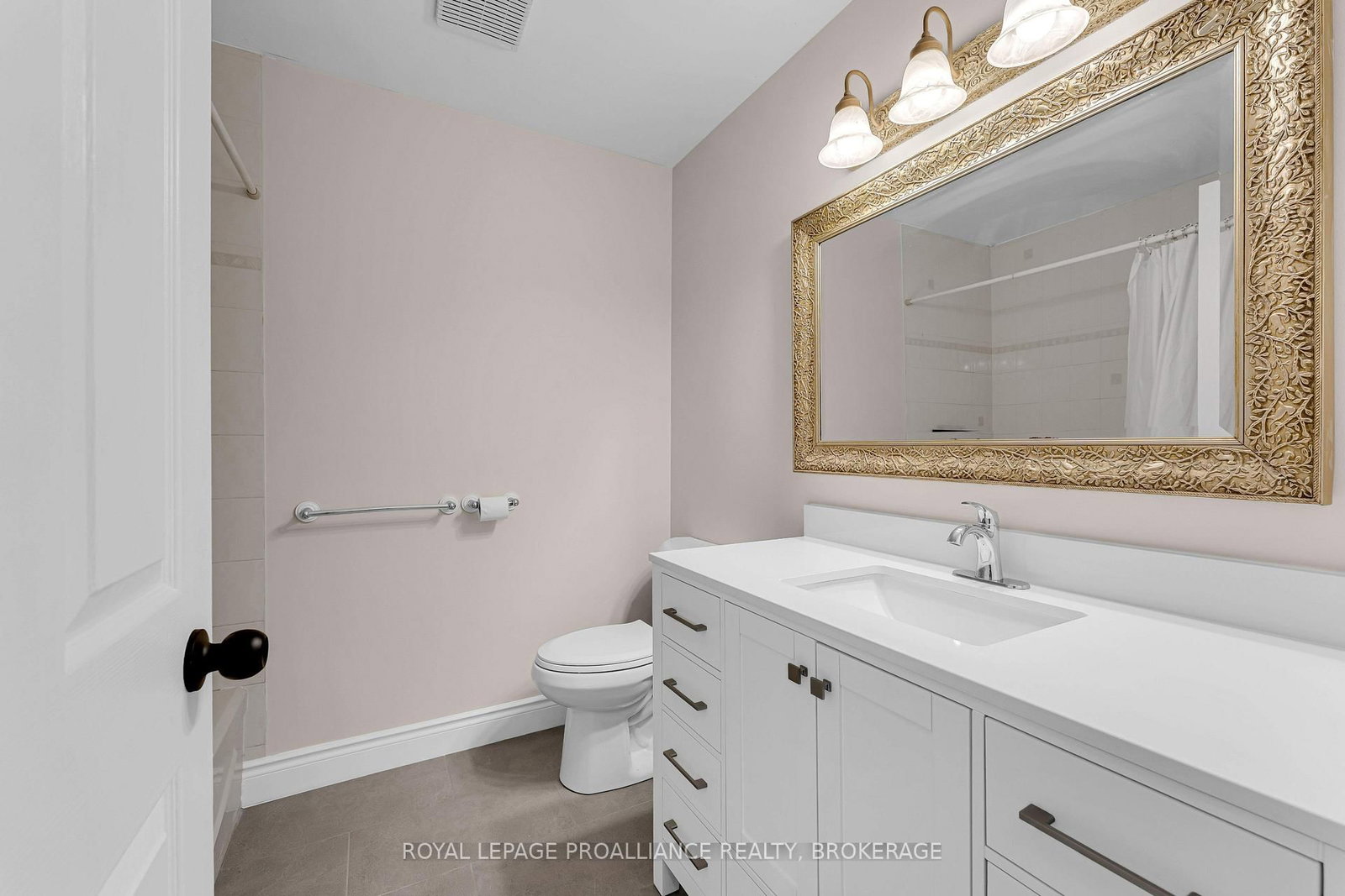 542 Davis Drive • Kingston, ON photo 38
