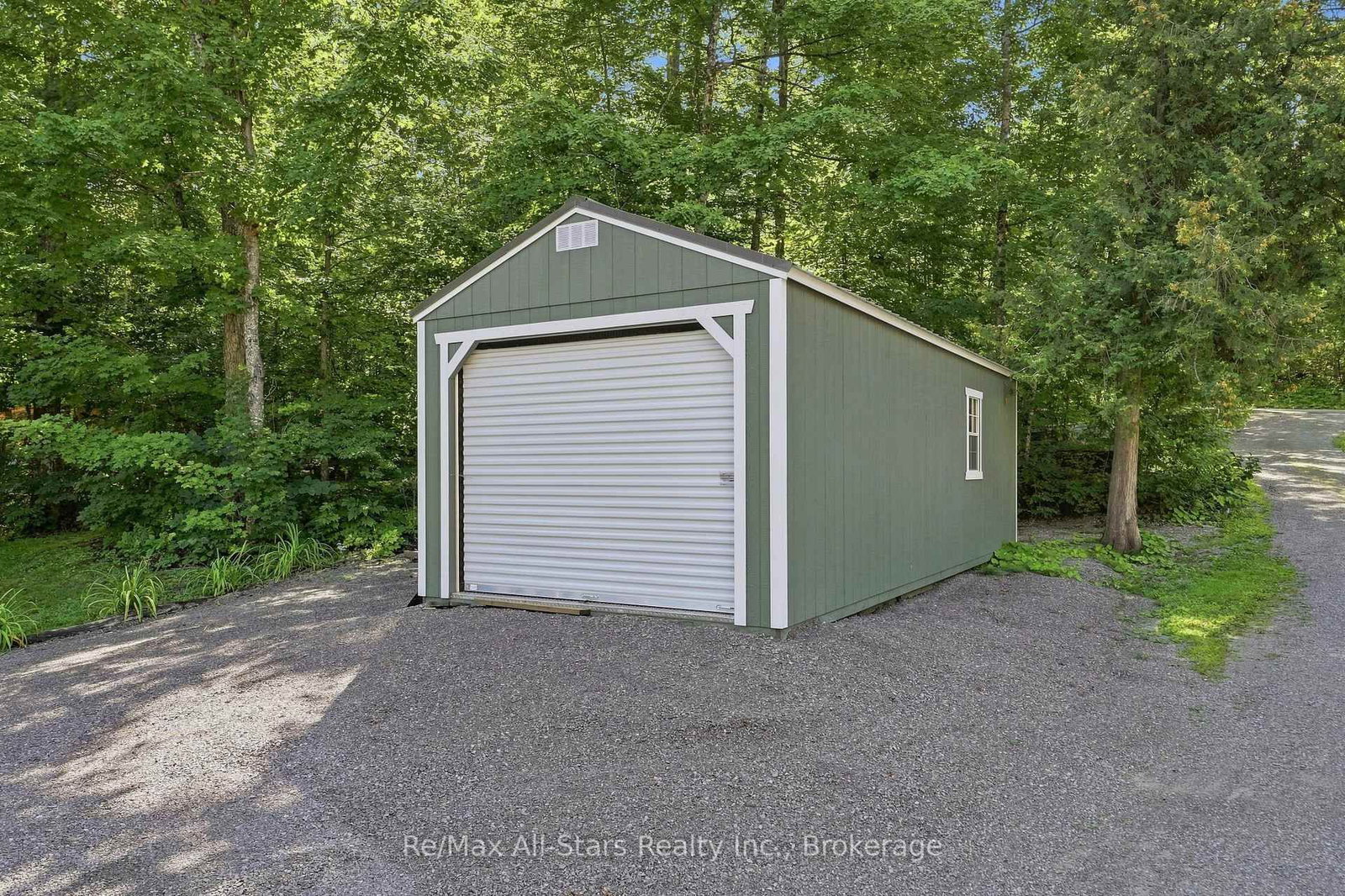1561 Crystal Lake • Trent Lakes, ON photo 39