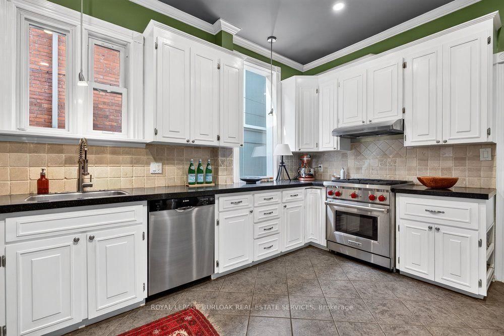 16 BRUCE Street • Hamilton, ON photo 16