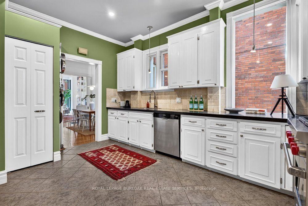 16 BRUCE Street • Hamilton, ON photo 18