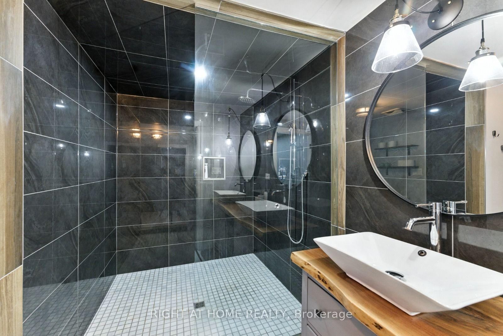 65 Sunvale Place W • Hamilton, ON photo 29