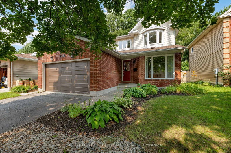 1720 Bellechasse Place
