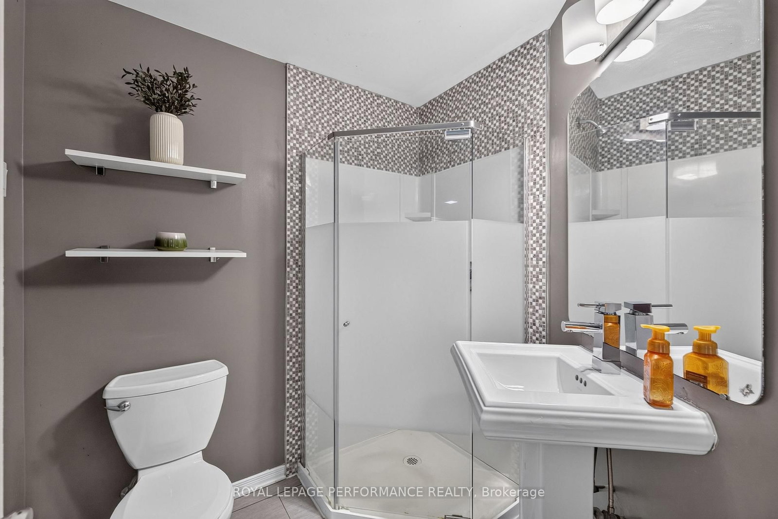 1720 Bellechasse Place • Orleans, ON photo 33