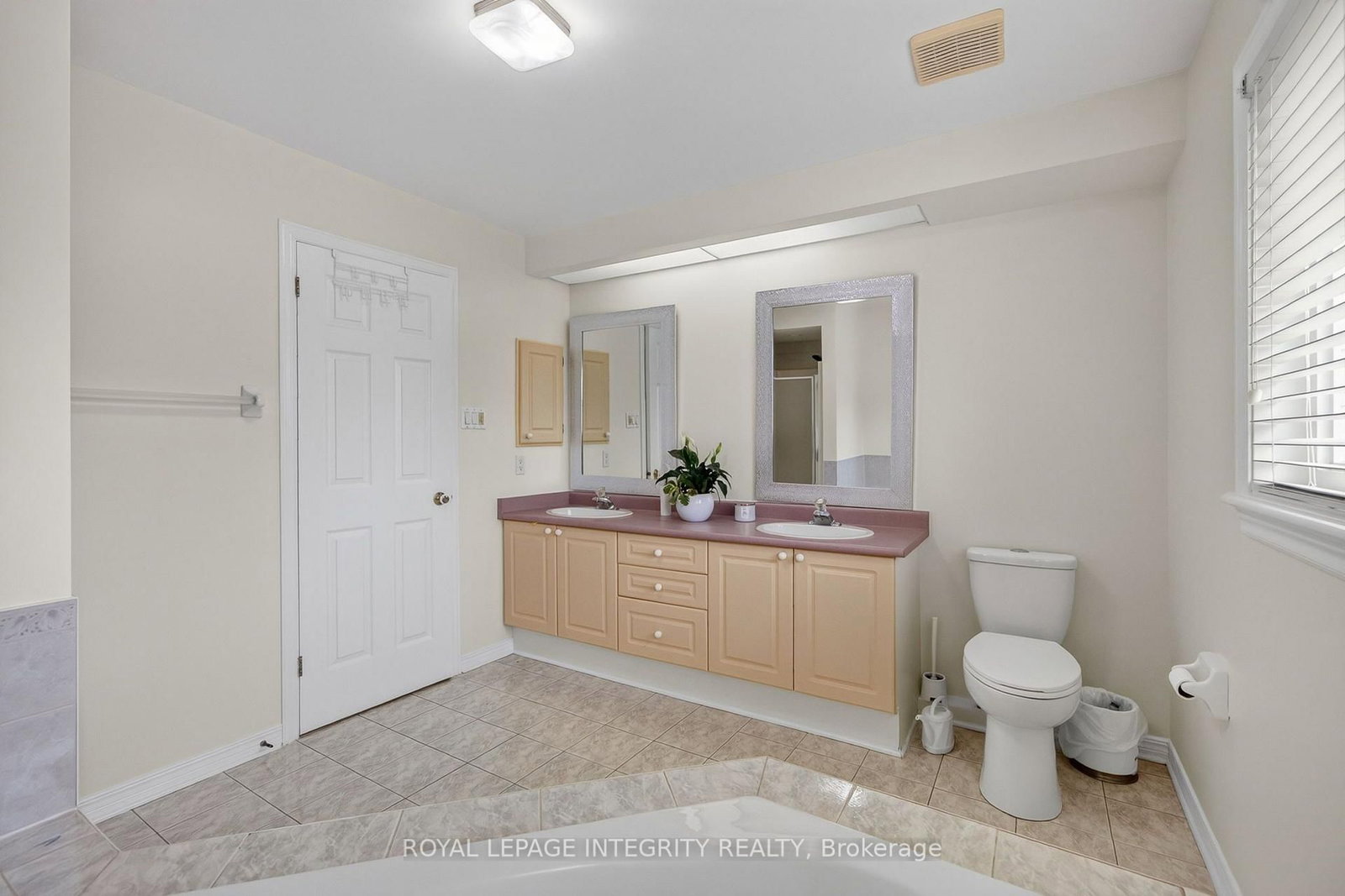 137 Hunterswood Cres, Ottawa, view 28