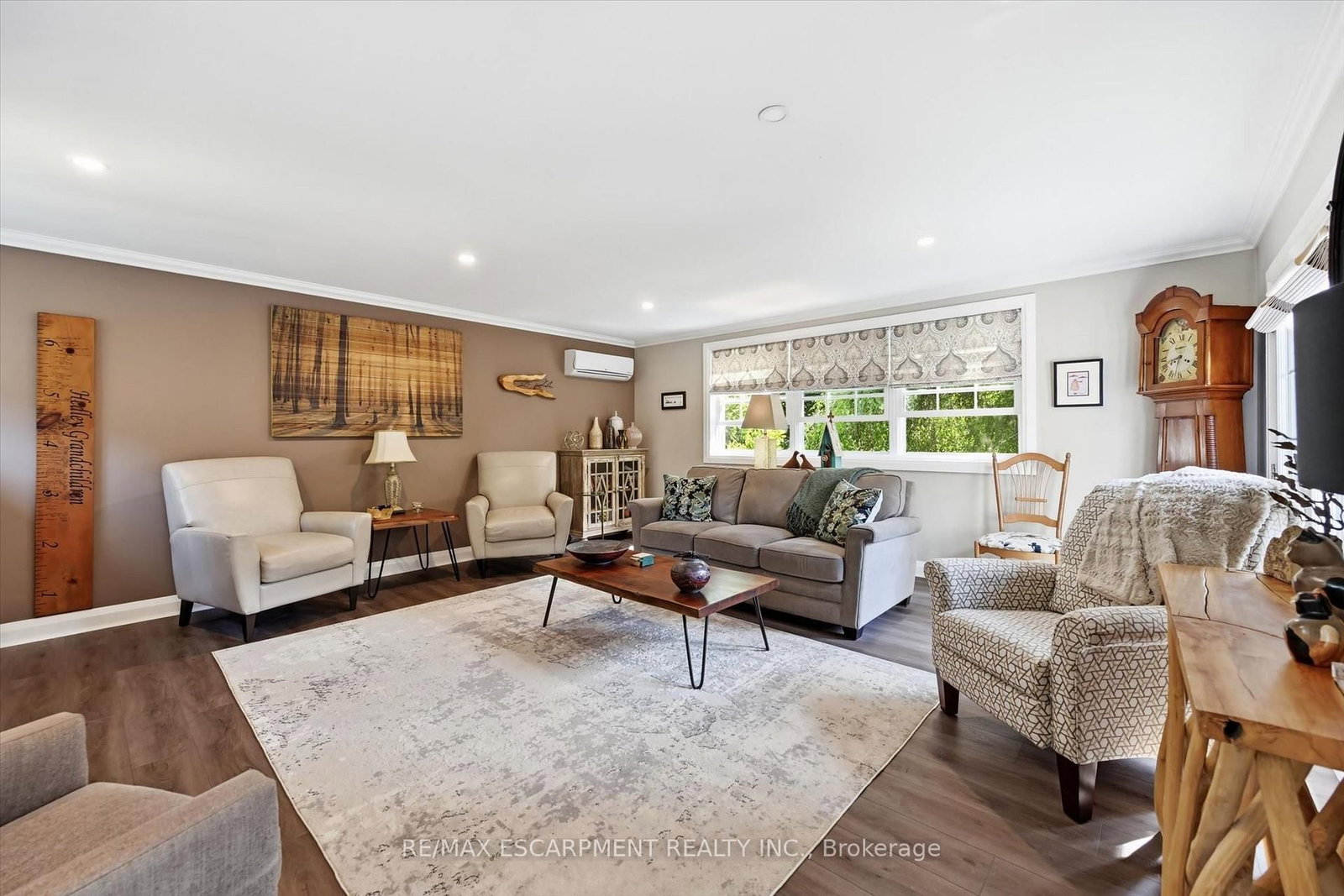 6 Kerman Avenue • Grimsby, ON photo 21