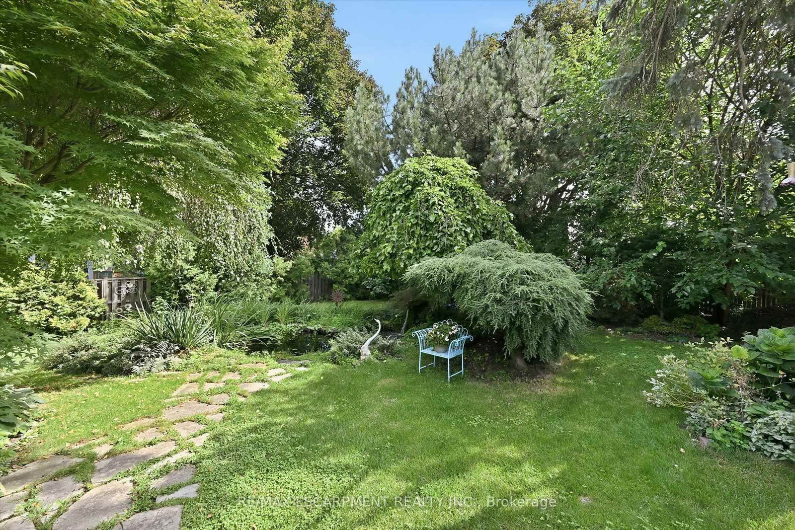 6 Kerman Avenue • Grimsby, ON photo 42
