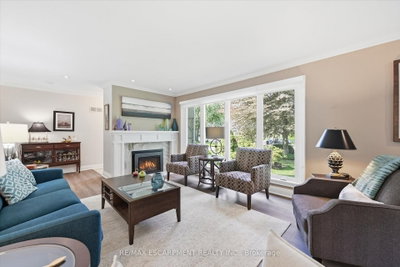 6 Kerman Avenue • Grimsby, ON photo 7