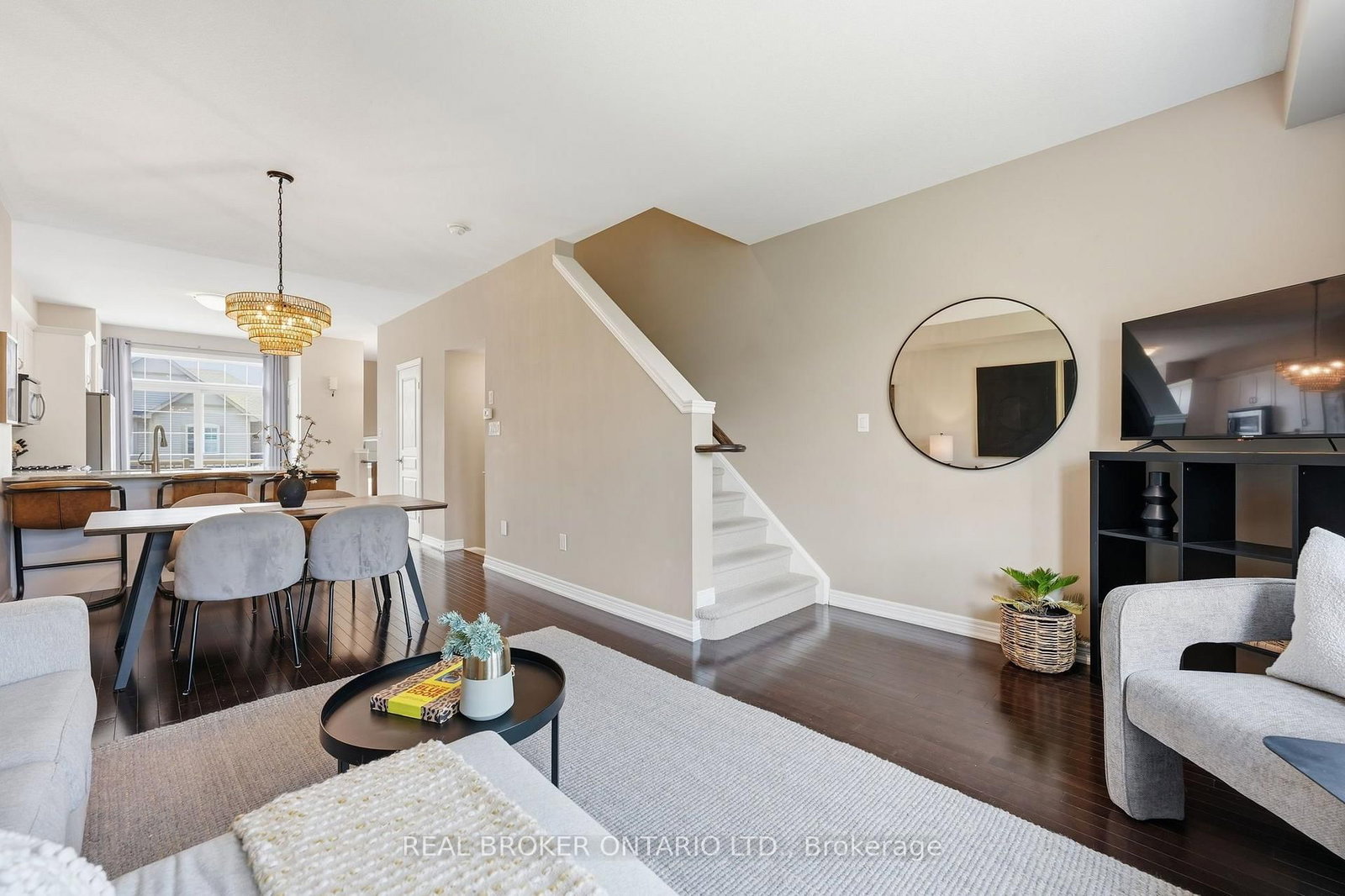 541 Winston Road • #15 • Grimsby, ON photo 14